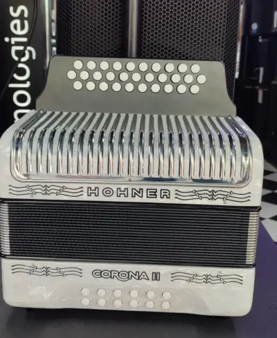 Acordeón Corona II Hohner