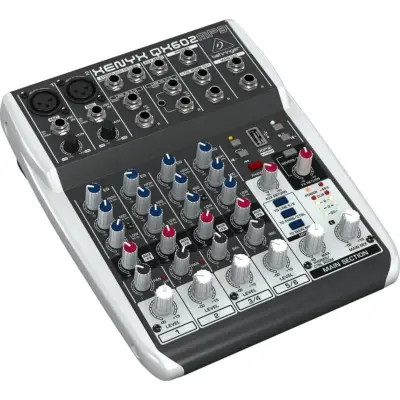 Mezcladora Behringer QX602MP3 con Efectos y Lector USB de 6 Canales