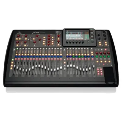 Mezcladora Digital Behringer X32 de 40 Canales con Efectos e Interfaz de Audio
