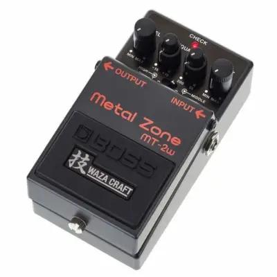 Pedal de Distorsión BOSS MT-2 Metal Zone