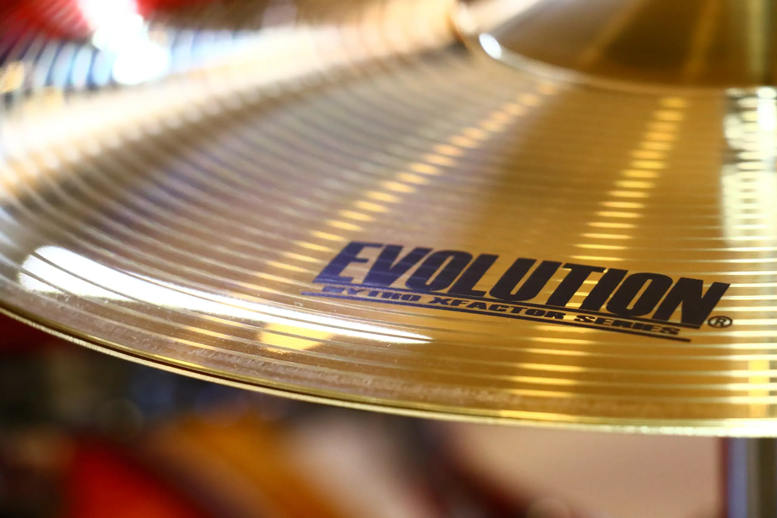 Batería Evolution Nytro X Factor con Platillos, Color Plata con Rayas - Imagen 6