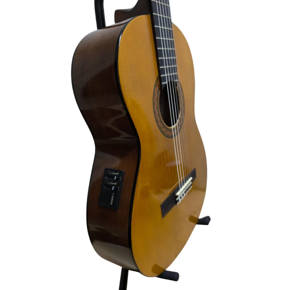 Guitarra Clásica Electroacústica Yamaha CX40 - Imagen 2