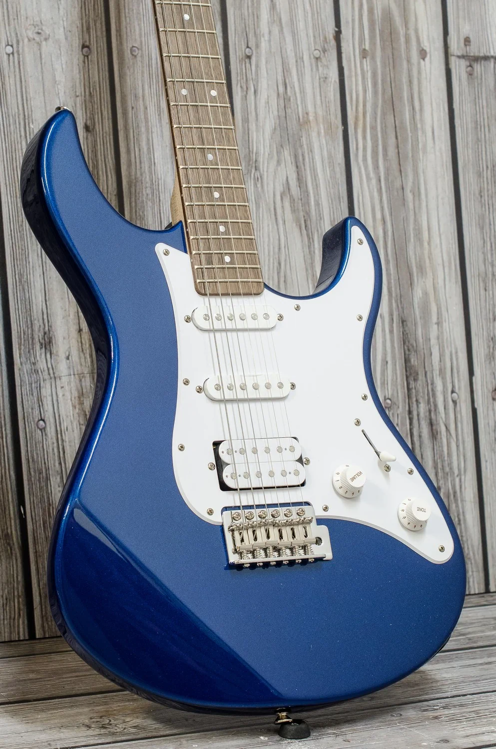 Guitarra eléctrica Yamaha Pacifica PAC012 Azul - Imagen 2