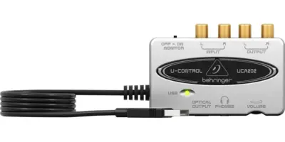 Interfaz Behringer UCA202