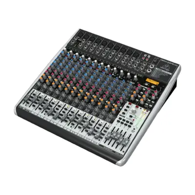 Mezcladora Behringer QX2442USB de 24 Canales con Efectos