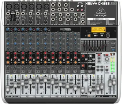 Mezcladora Behringer QX1832USB de 18 Canales
