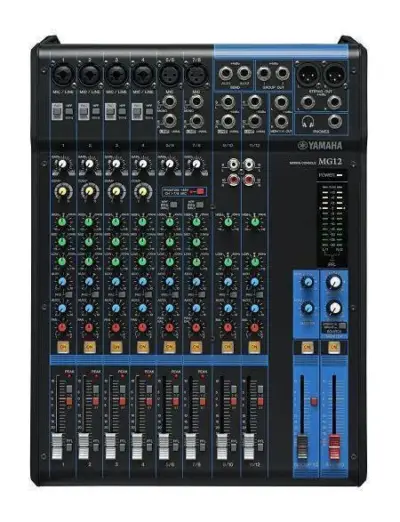 Mezcladora analógica Yamaha MG12 de 12 canales
