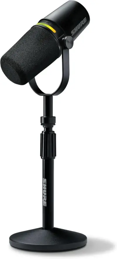 Micrófono dinámico híbrido Shure MV7+ con accesorios
