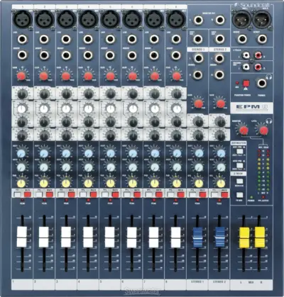 Mezcladora Soundcraft EPM8 de 8 Canales