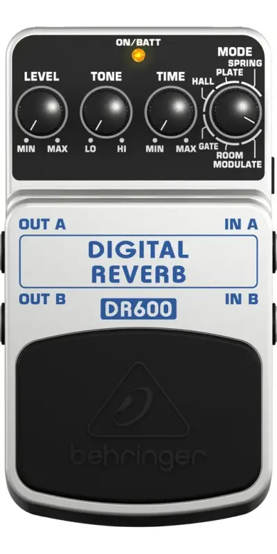 Pedal de Reverb Digital Behringer DR600