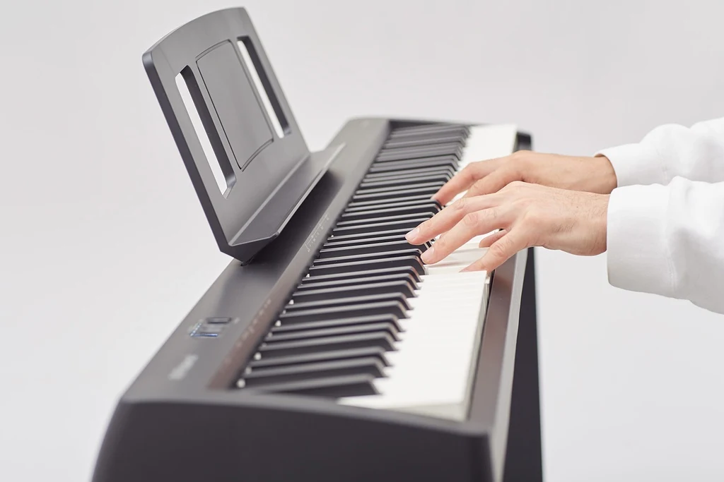 Piano digital Roland FP-10BK de 88 teclas - Imagen 5
