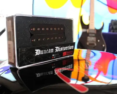 Pastilla Seymour Duncan Distortion 8 Cuerdas Puente Negra
