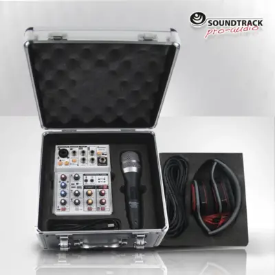 Kit de Mezcladora No Amplificada de 4 Canales con Audífonos y Maletín