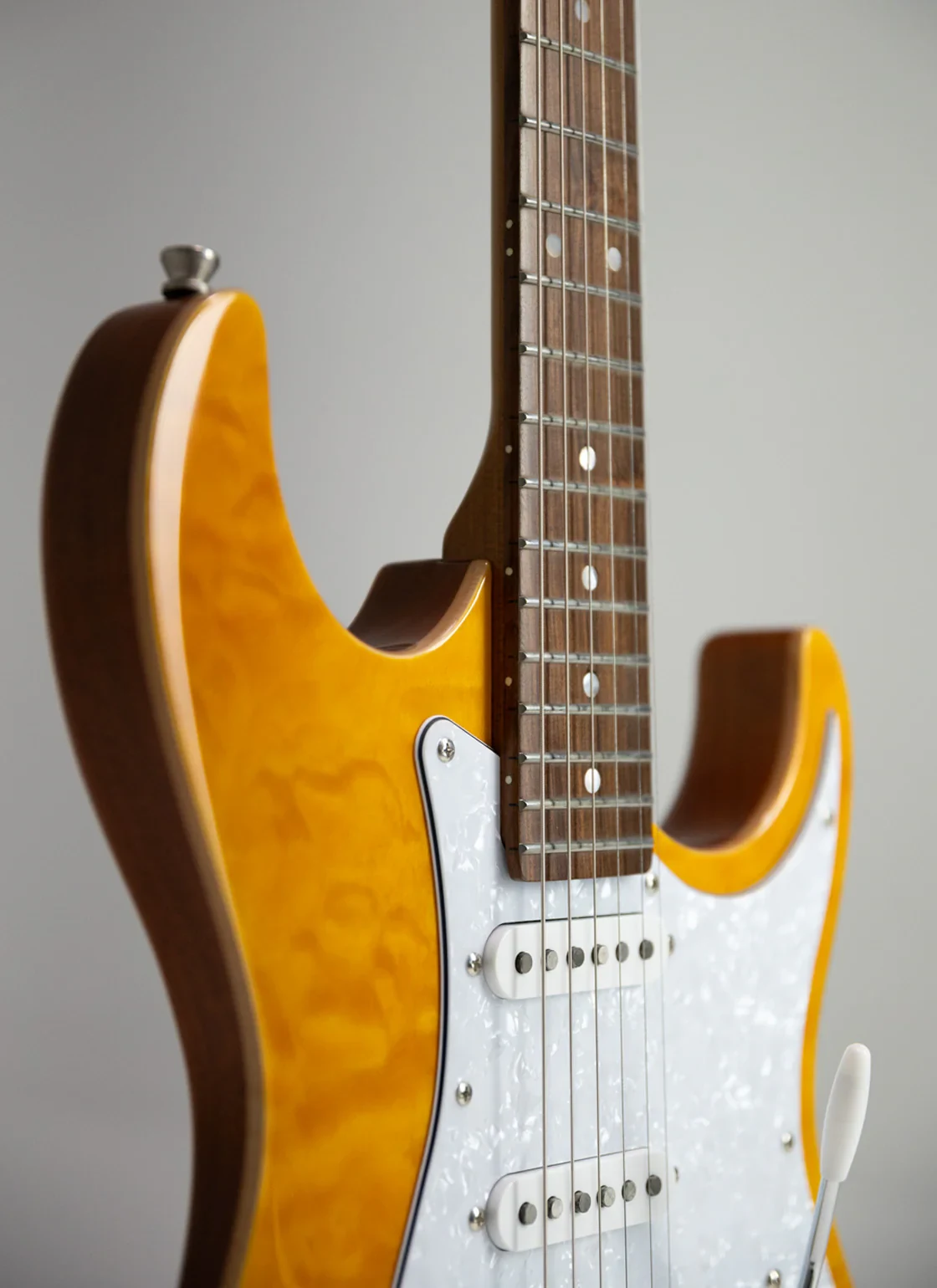 Guitarra Eléctrica Tagima Stella DW Ámbar - Imagen 5