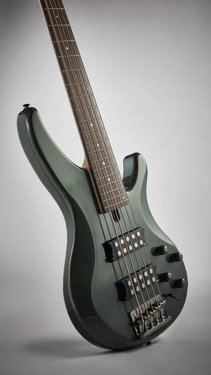 Yamaha Bajo Eléctrico de 5 Cuerdas Activo Color Verde TRBX305 - Imagen 4