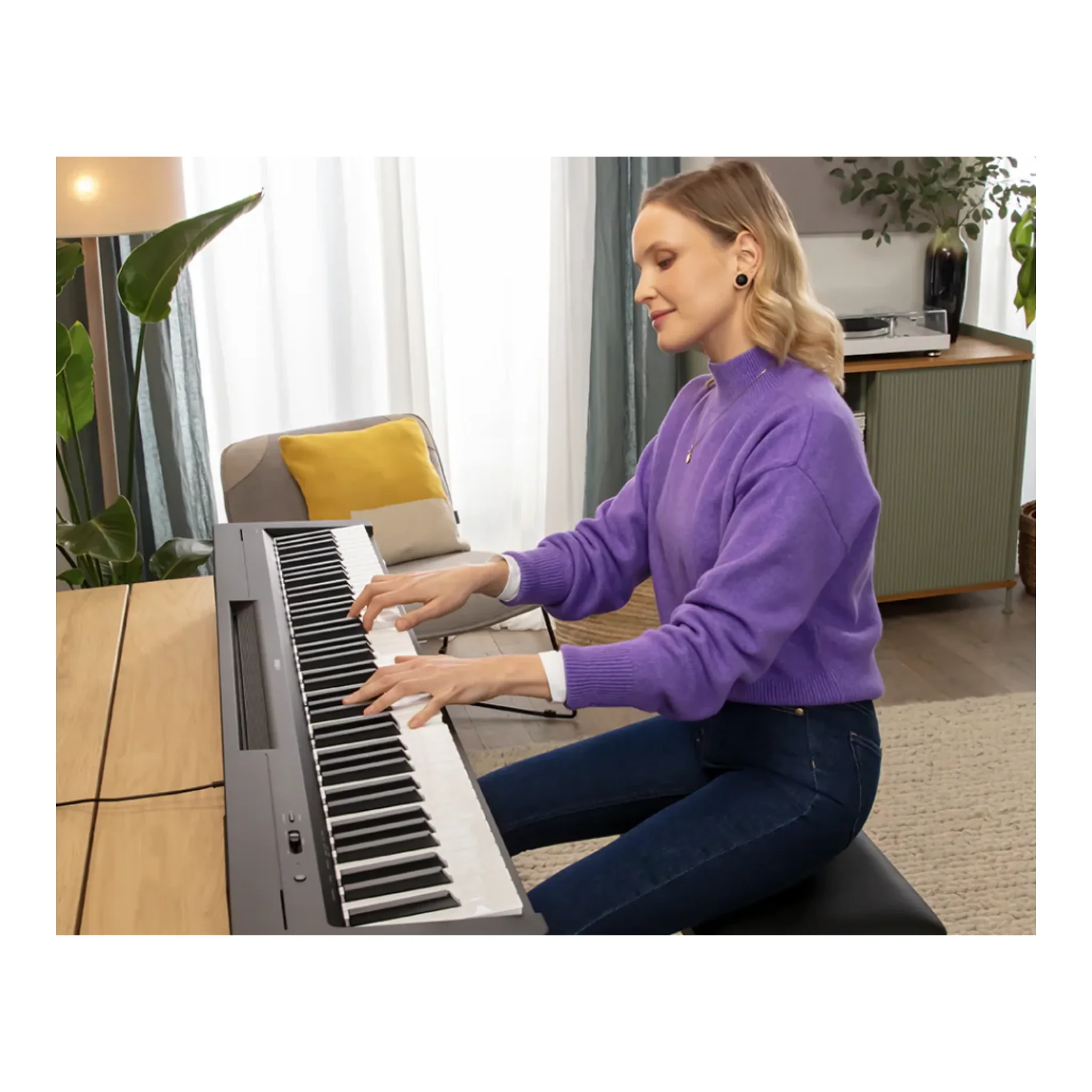 Piano Digital Yamaha P-145BT con Bluetooth y 88 Teclas Pesadas - Imagen 3