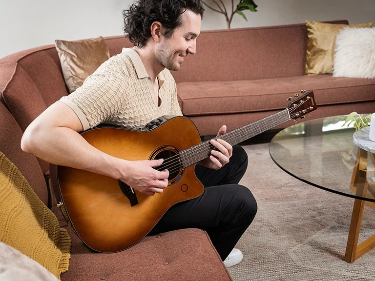 Yamaha TAG3C-SDB - Guitarra Transacoustic Bluetooth Sunburst - Imagen 2